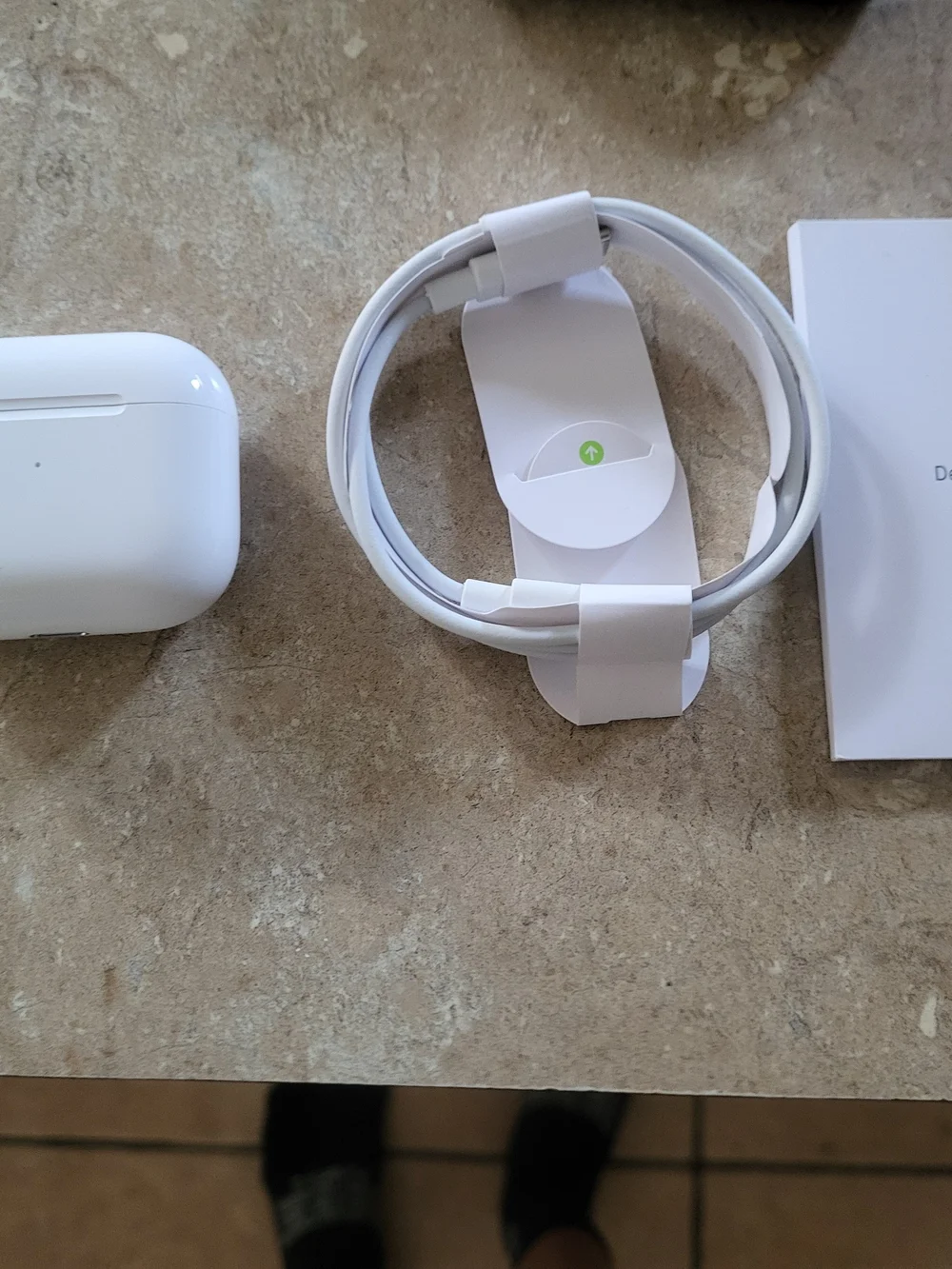Apple AirPods Pro Charging Case with Lightning Cable - White